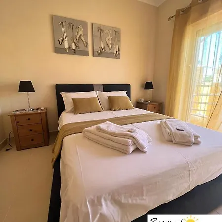 Penthouse Recanto Golf Conceicao (Faro)